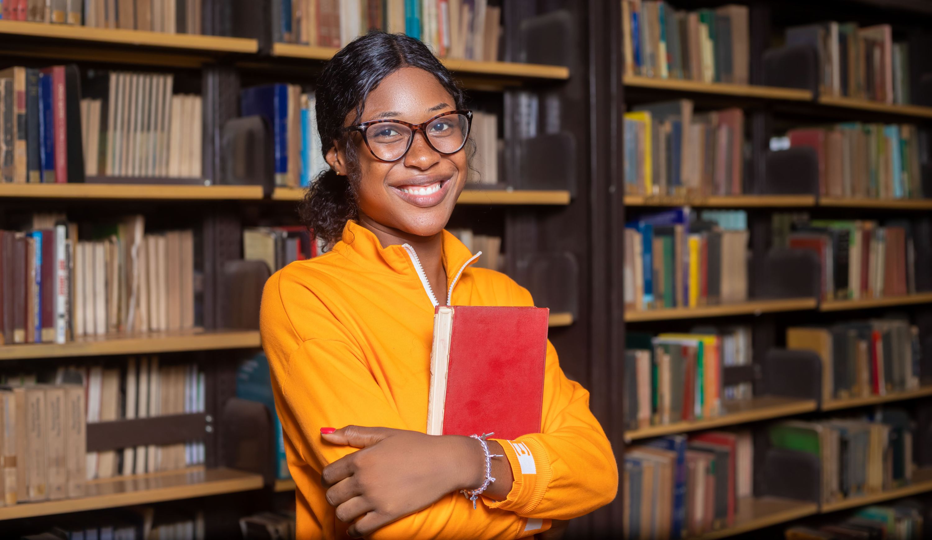 Student in library